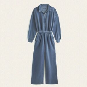Abercrombie & Fitch Long-Sleeve Half-Zip Fleece Jumpsuit